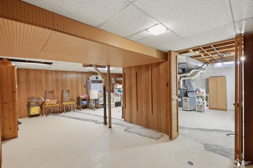 14216 Balsam Street Southgate City MI 48195