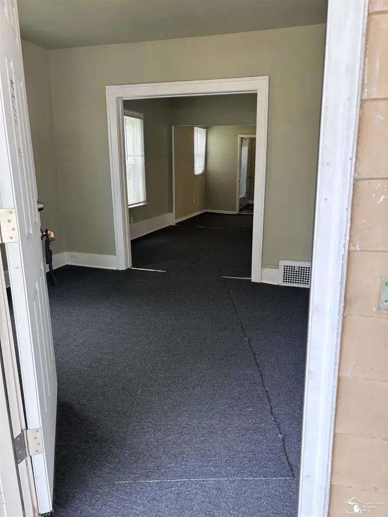 251 Beechwood Street River Rouge City MI 48218