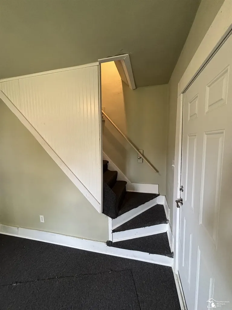 251 Beechwood Street River Rouge City MI 48218