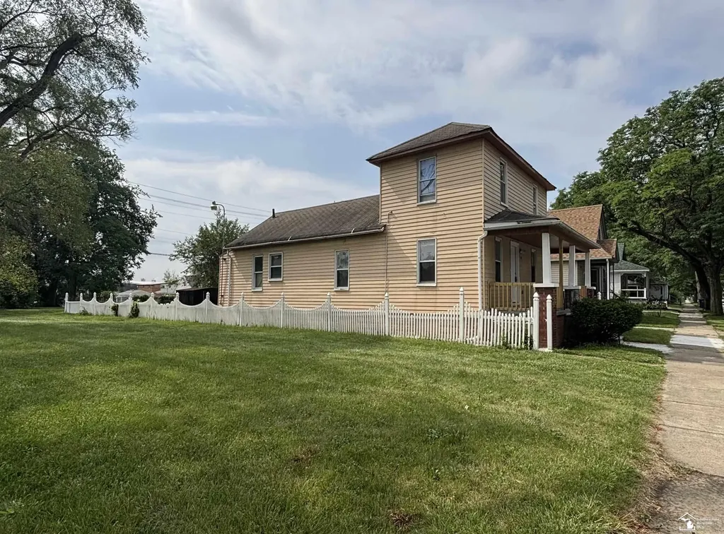 251 Beechwood Street River Rouge City MI 48218
