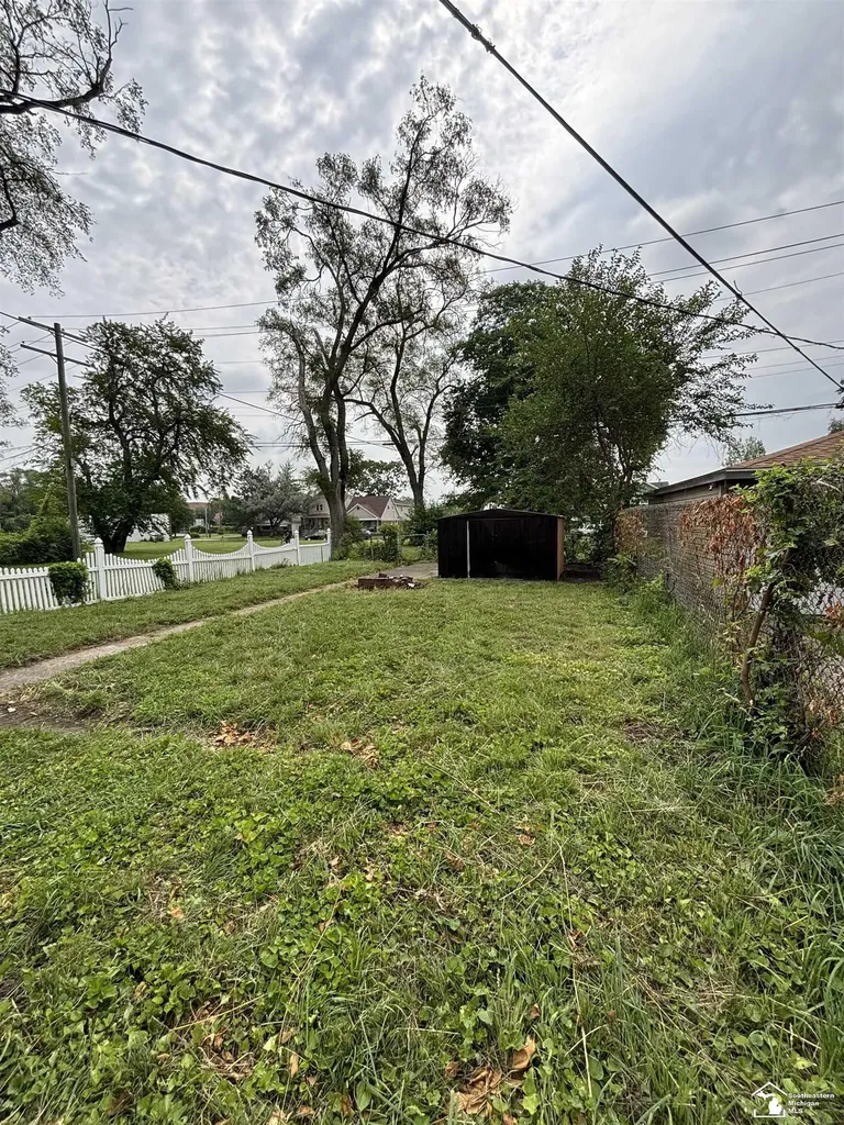 251 Beechwood Street River Rouge City MI 48218