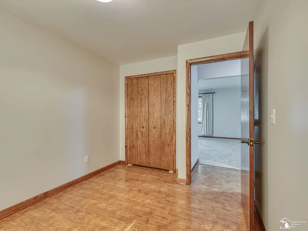 240 Ypsilanti Street Dundee Village MI 48131