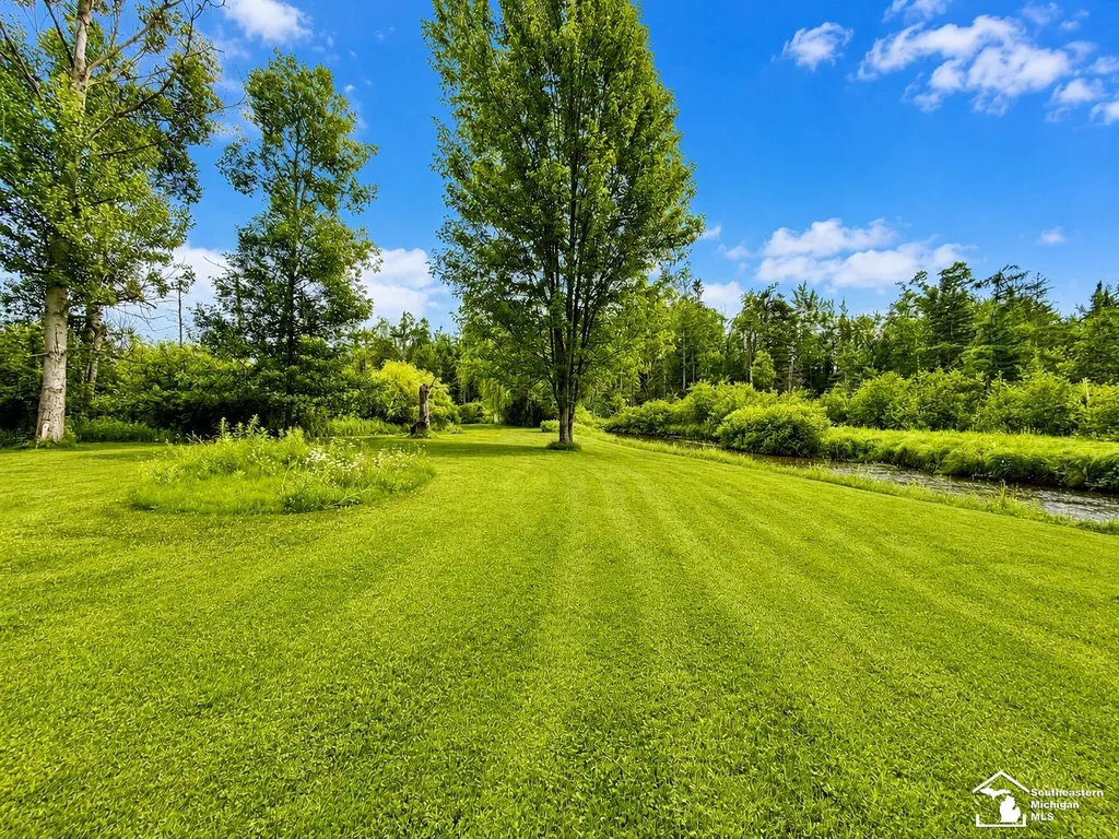13881 Airport Road Avery Township MI 49709