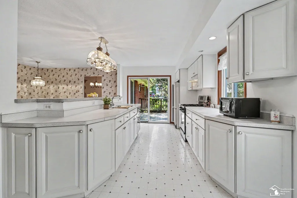 7441 Indian Road Bedford Township MI 48182