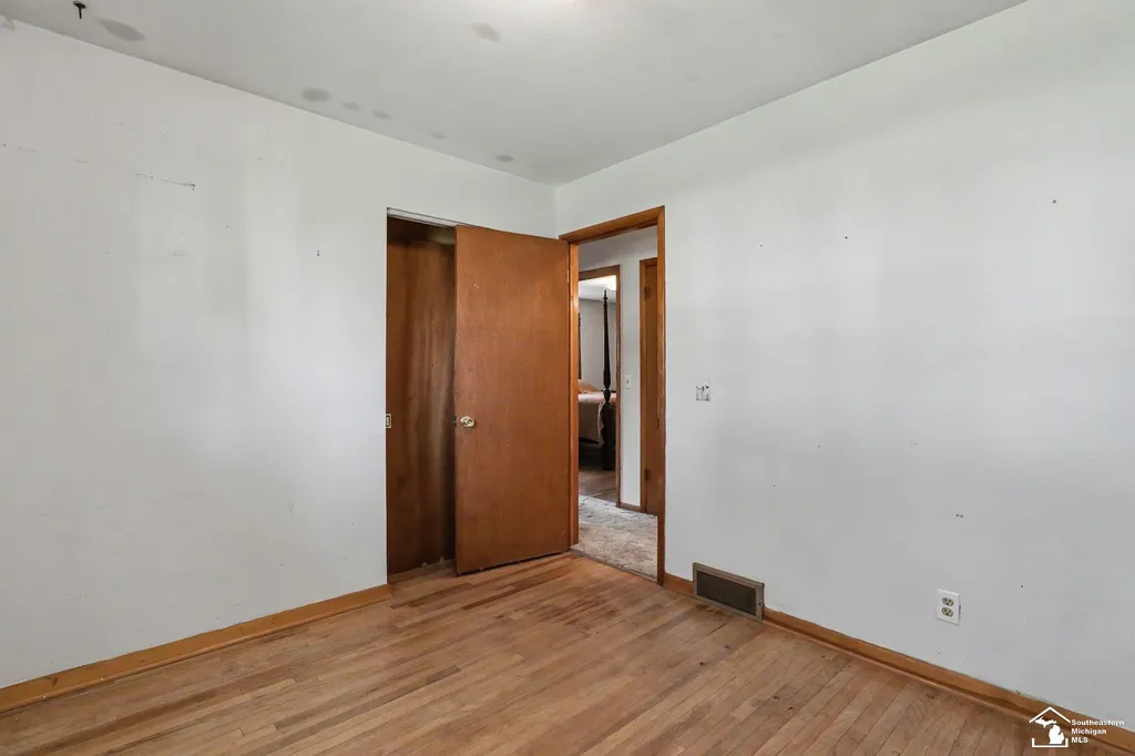 7441 Indian Road Bedford Township MI 48182