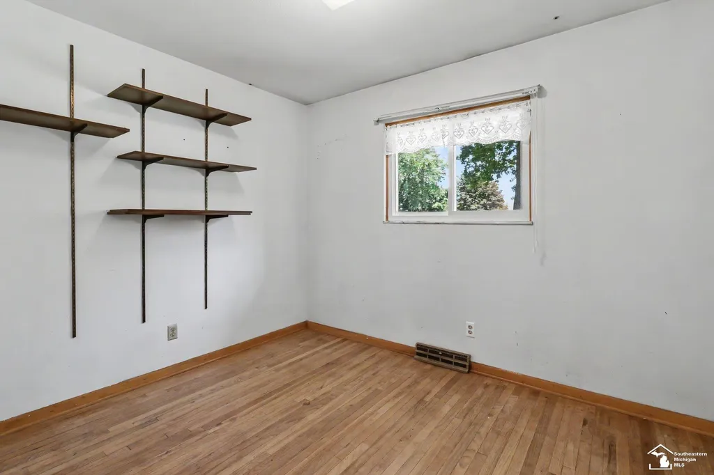 7441 Indian Road Bedford Township MI 48182
