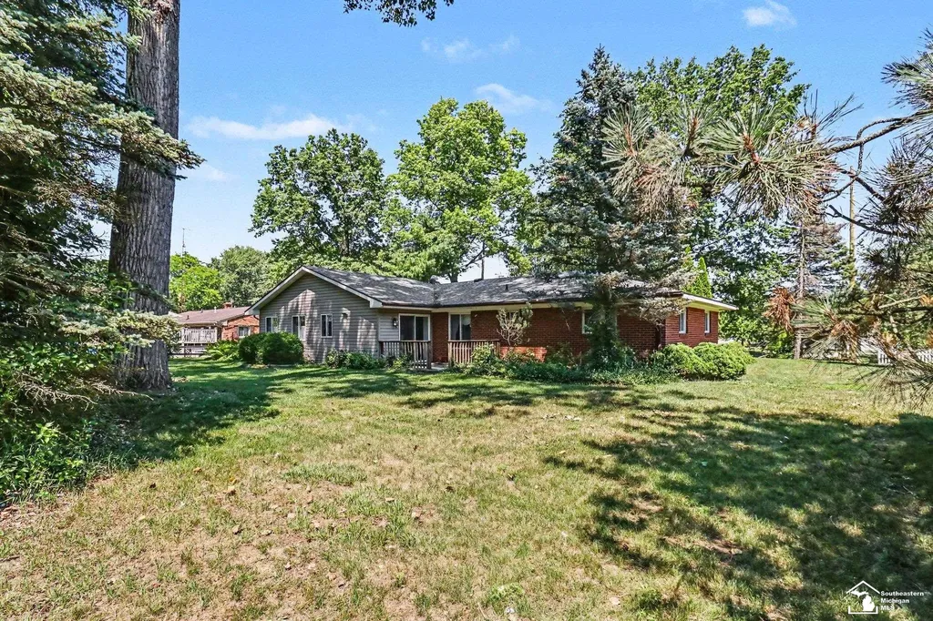 7441 Indian Road Bedford Township MI 48182