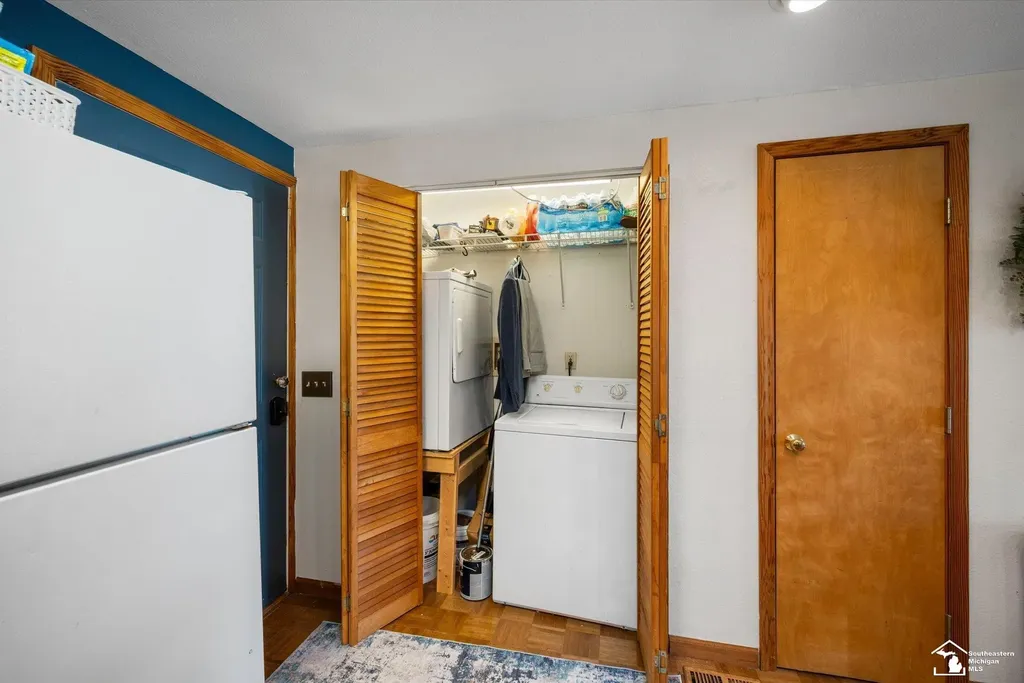 5557 Frey Avenue Berlin Charter Township MI 48166