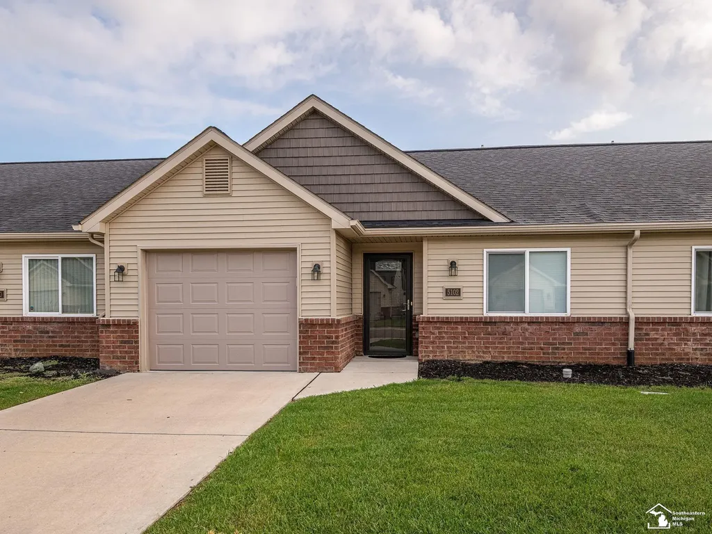 5102 Volterra Drive Monroe Charter Township MI 48161