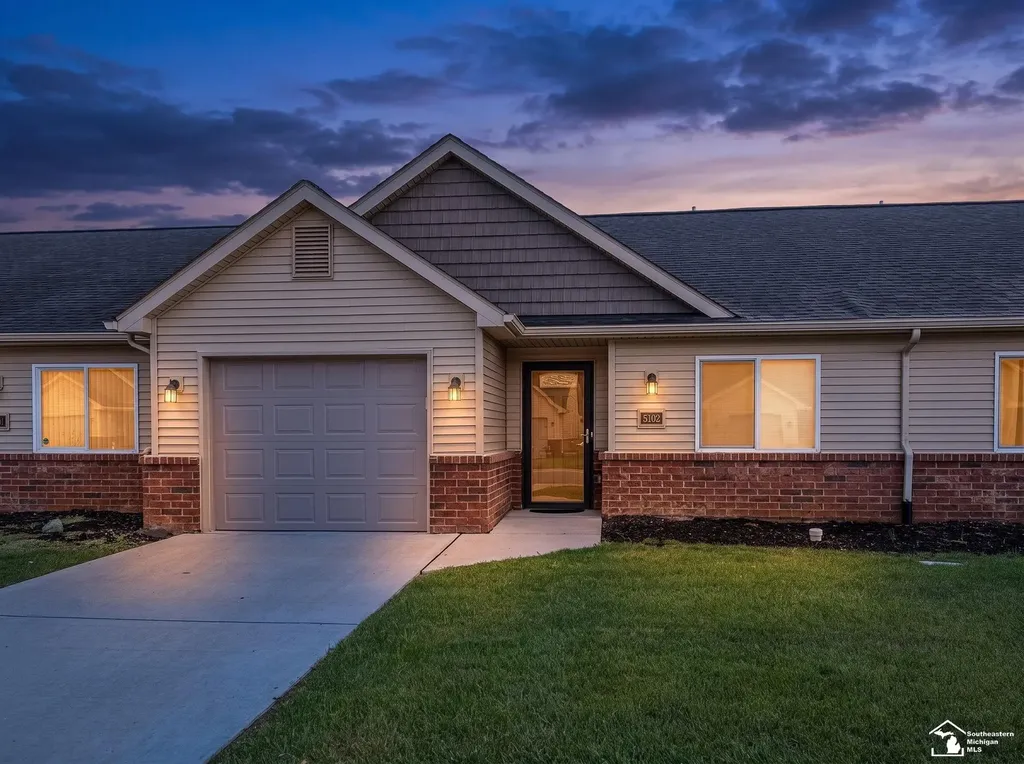 5102 Volterra Drive Monroe Charter Township MI 48161