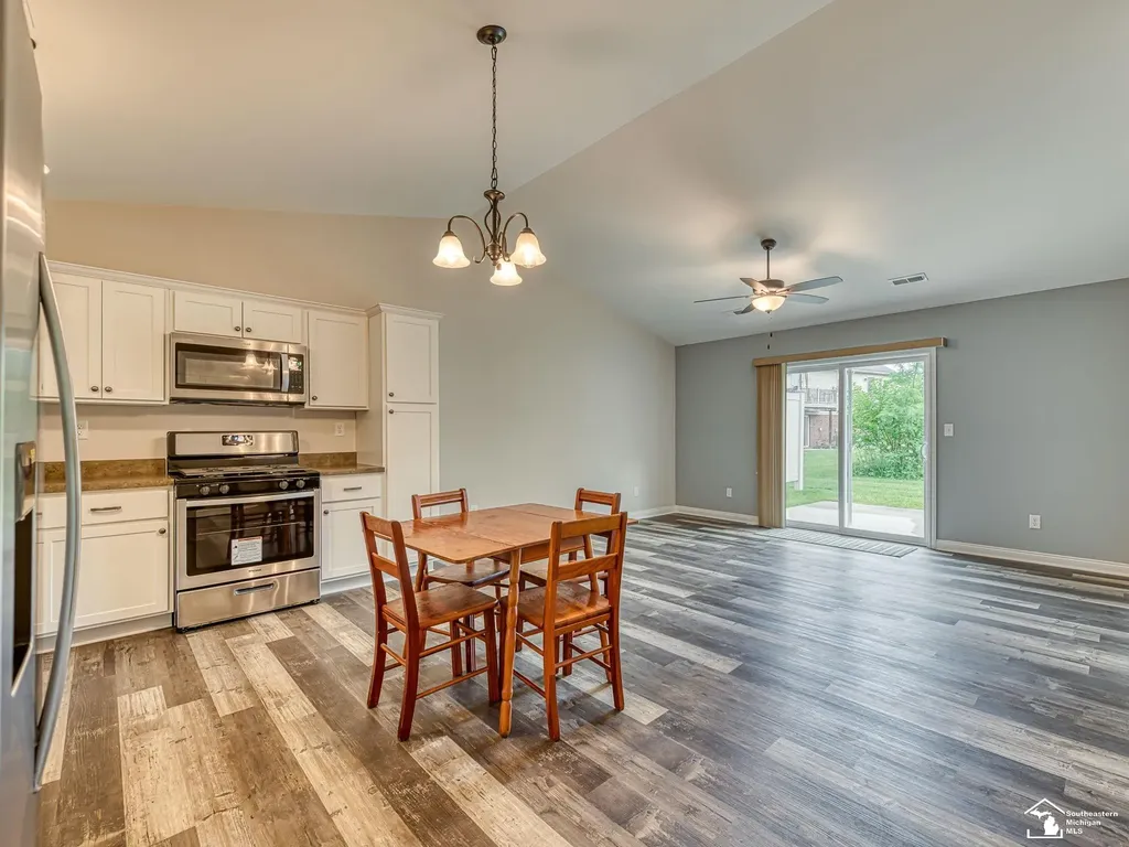 5102 Volterra Drive Monroe Charter Township MI 48161