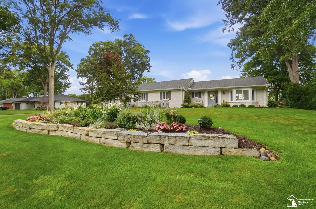 1194 Valetta Drive Bedford Township MI 48182
