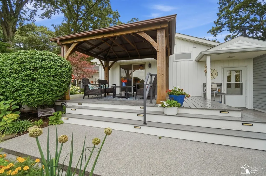 1194 Valetta Drive Bedford Township MI 48182