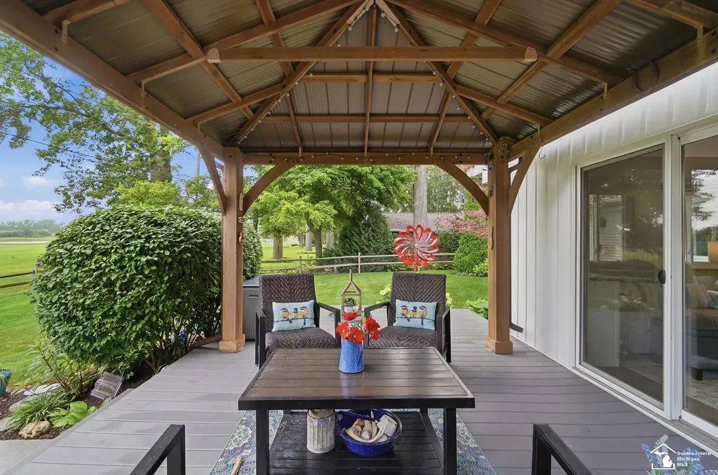 1194 Valetta Drive Bedford Township MI 48182