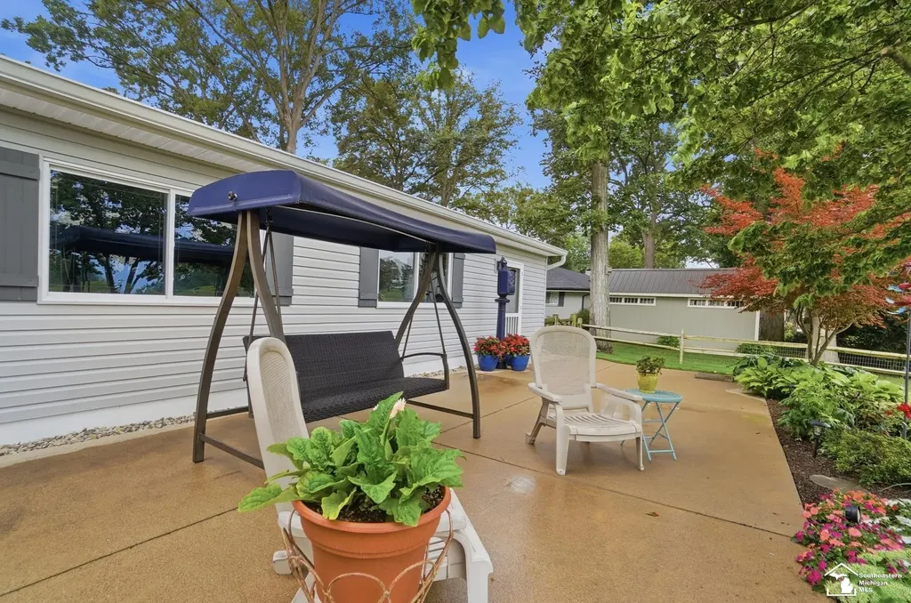 1194 Valetta Drive Bedford Township MI 48182