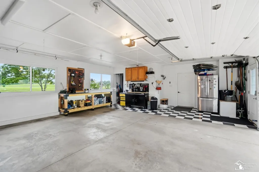 1194 Valetta Drive Bedford Township MI 48182