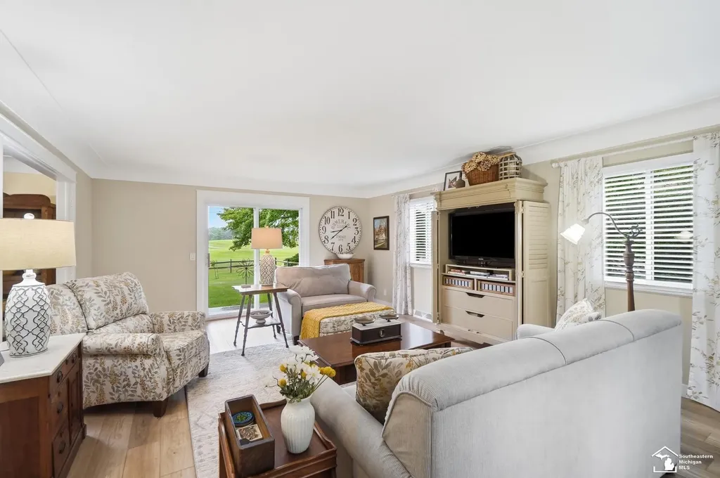 1194 Valetta Drive Bedford Township MI 48182