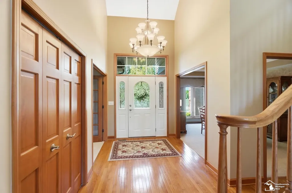 1010 Saint James Park Monroe Charter Township MI 48161