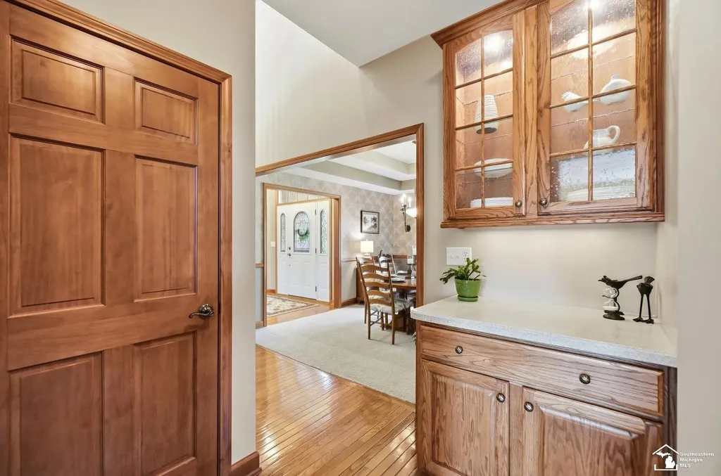 1010 Saint James Park Monroe Charter Township MI 48161