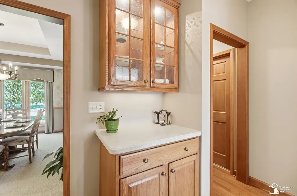 1010 Saint James Park Monroe Charter Township MI 48161