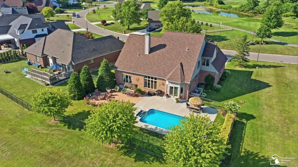 1010 Saint James Park Monroe Charter Township MI 48161