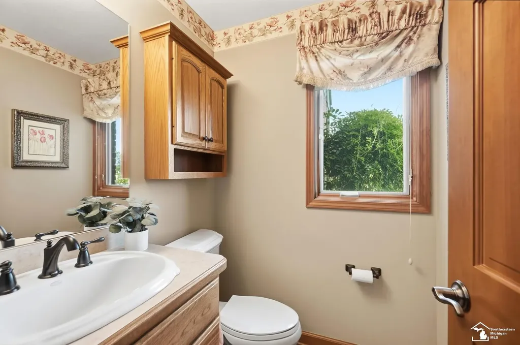 1010 Saint James Park Monroe Charter Township MI 48161