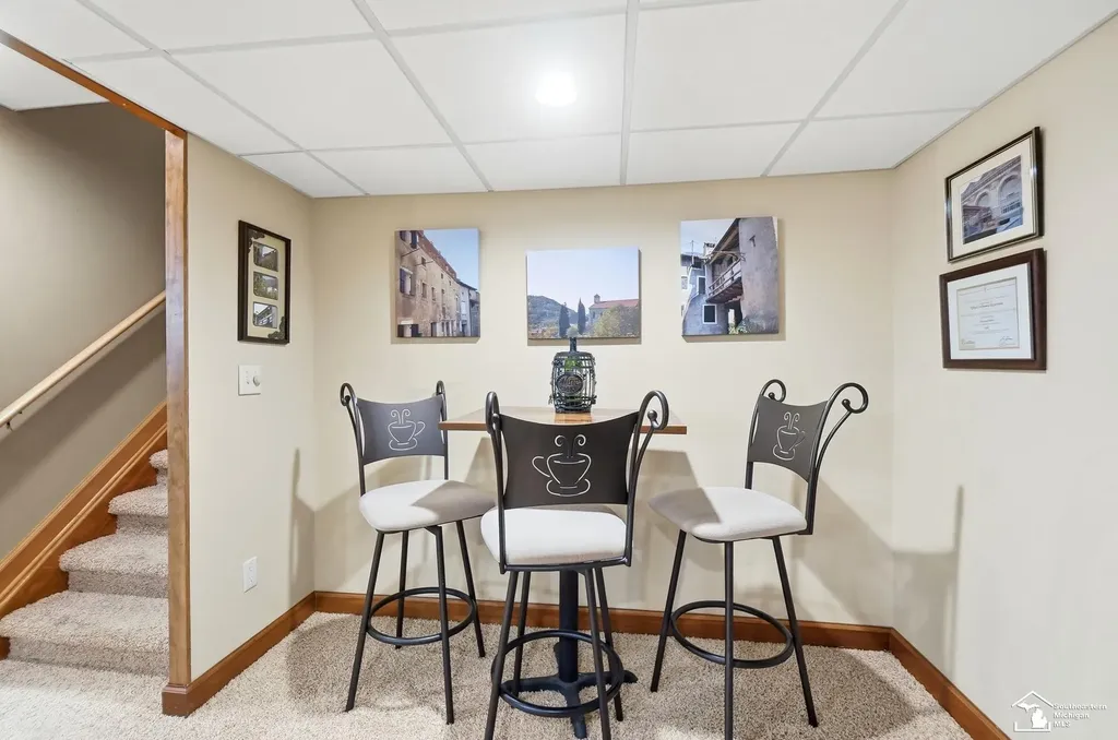 1010 Saint James Park Monroe Charter Township MI 48161