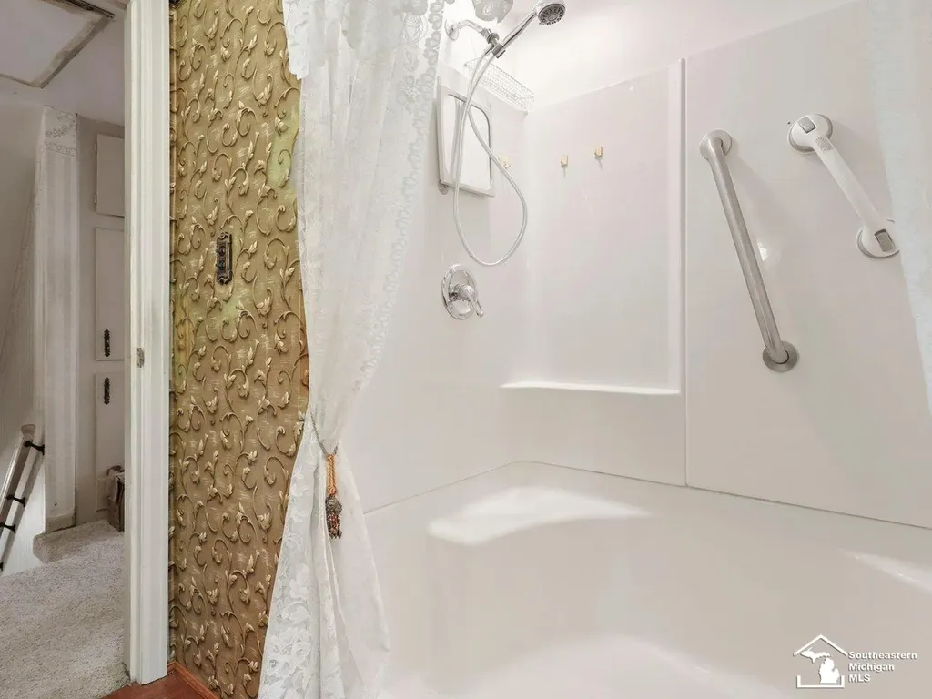 2033 Wilson Drive Erie Township MI 48133