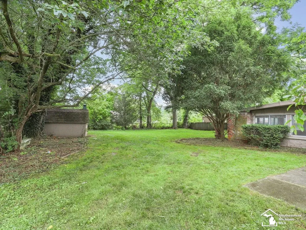 2033 Wilson Drive Erie Township MI 48133