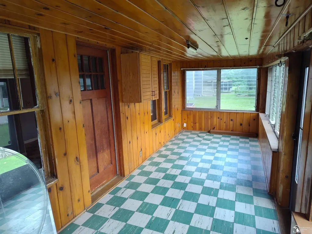 174 Canfield Street Milan City MI 48160