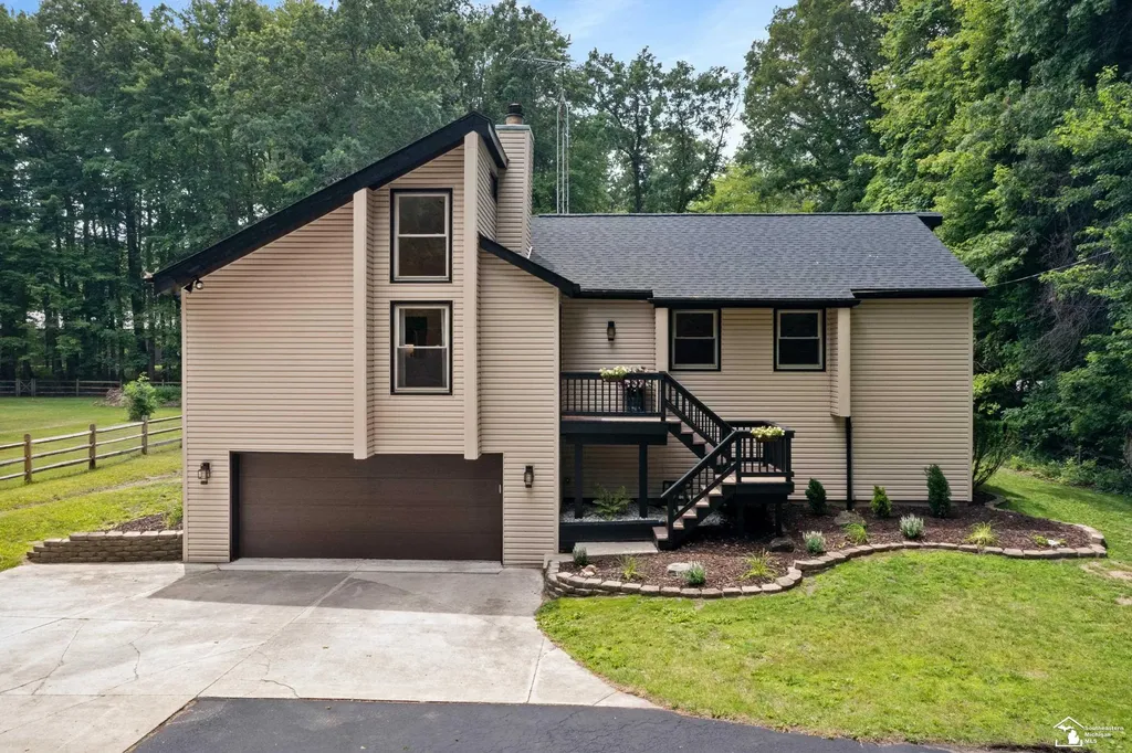 5093 Smith Road Whiteford Township MI 49267