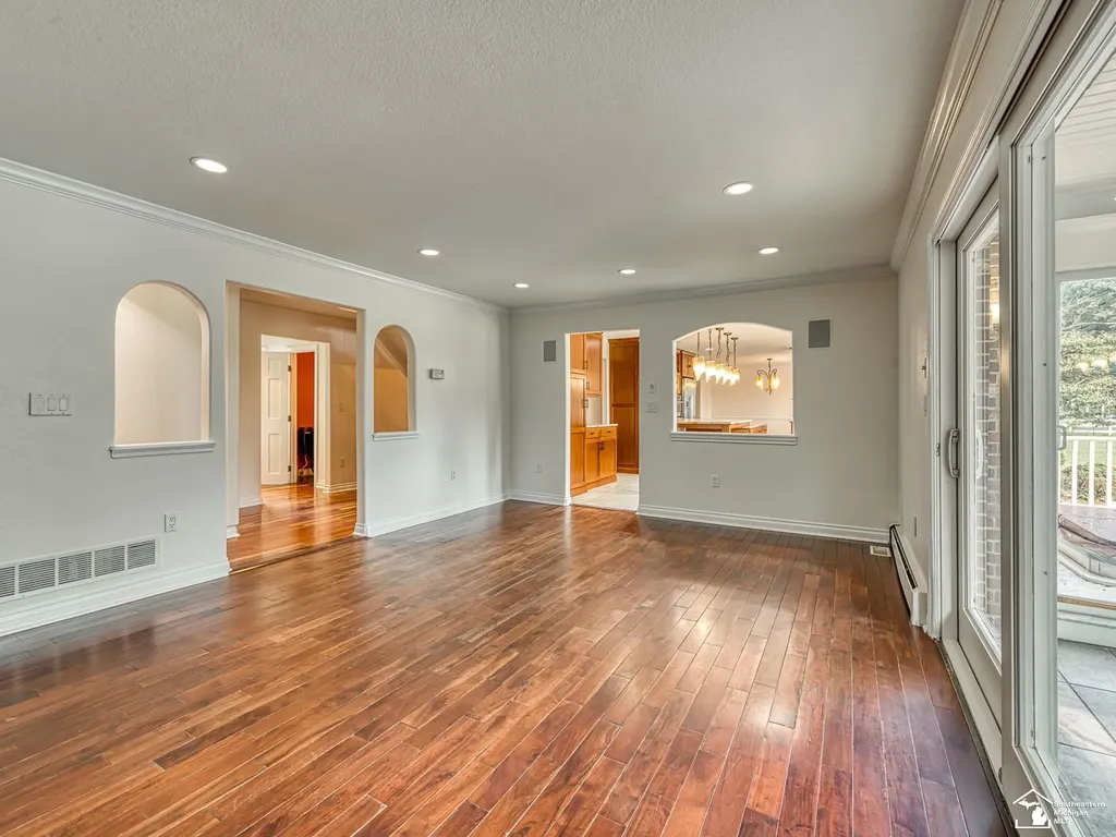 250 E Temperance Road Bedford Township MI 48182