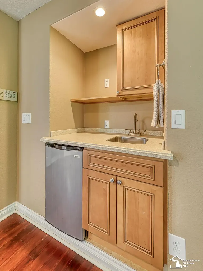 250 E Temperance Road Bedford Township MI 48182
