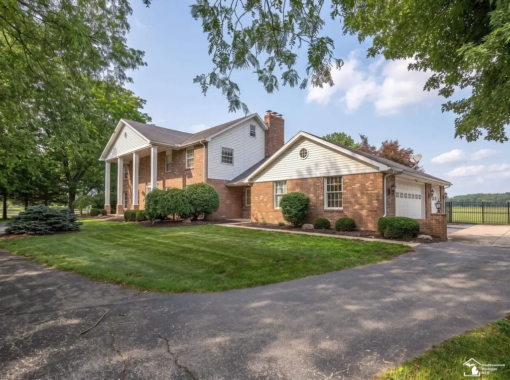 250 E Temperance Road Bedford Township MI 48182