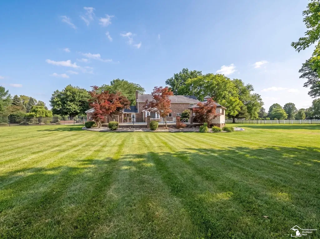 250 E Temperance Road Bedford Township MI 48182