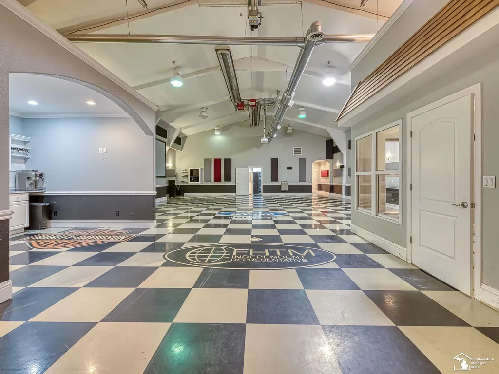 250 E Temperance Road Bedford Township MI 48182