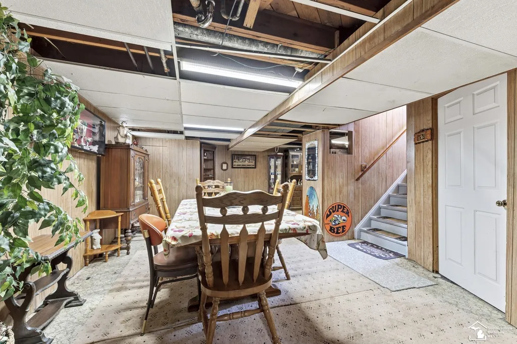 665 Park Avenue Lincoln Park City MI 48146
