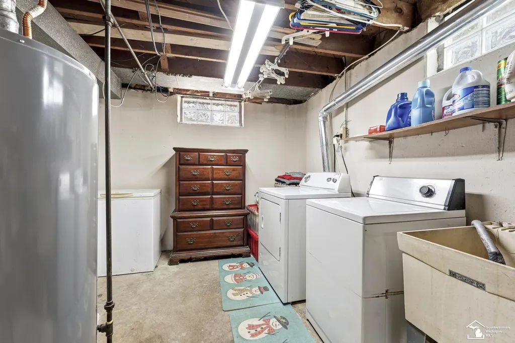 665 Park Avenue Lincoln Park City MI 48146