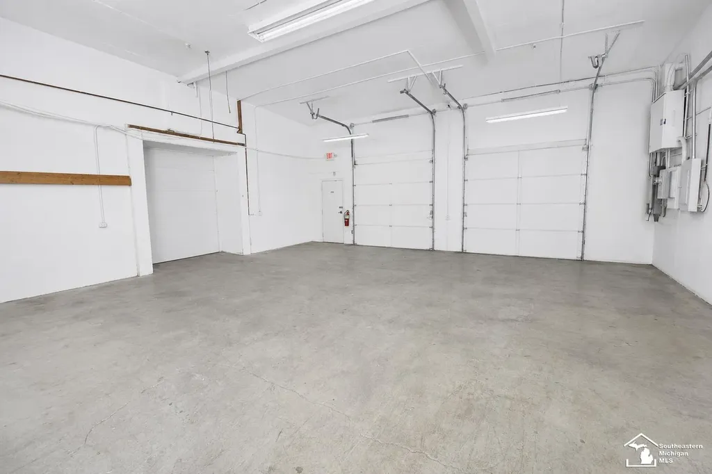 37272 Huron River Drive Huron Charter Township MI 48164
