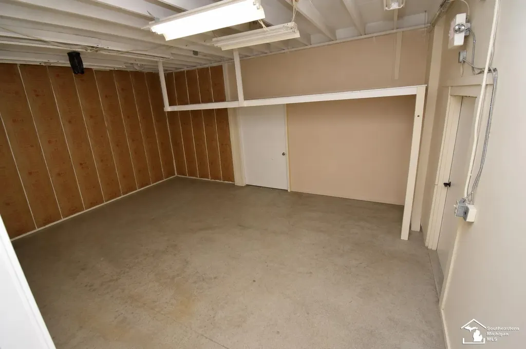 37272 Huron River Drive Huron Charter Township MI 48164
