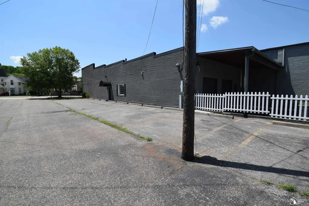 37272 Huron River Drive Huron Charter Township MI 48164