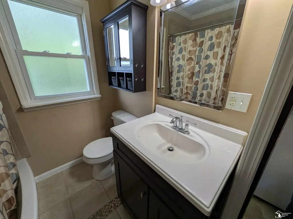 1957 Vivian Road Frenchtown Township MI 48162