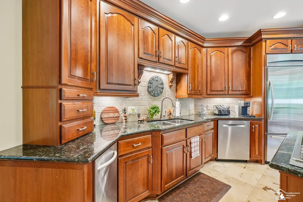 5322 N Meadow Court Salem Township MI 48105