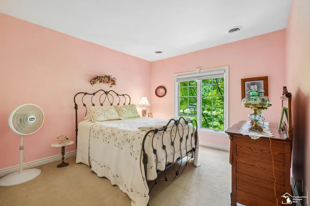 5322 N Meadow Court Salem Township MI 48105