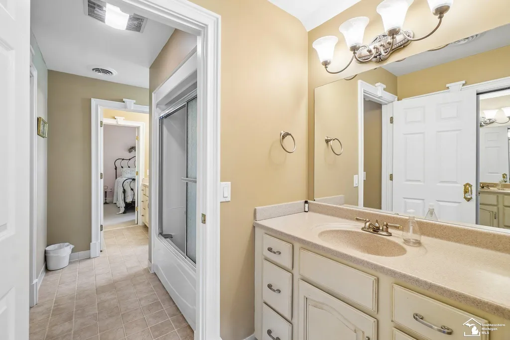 5322 N Meadow Court Salem Township MI 48105