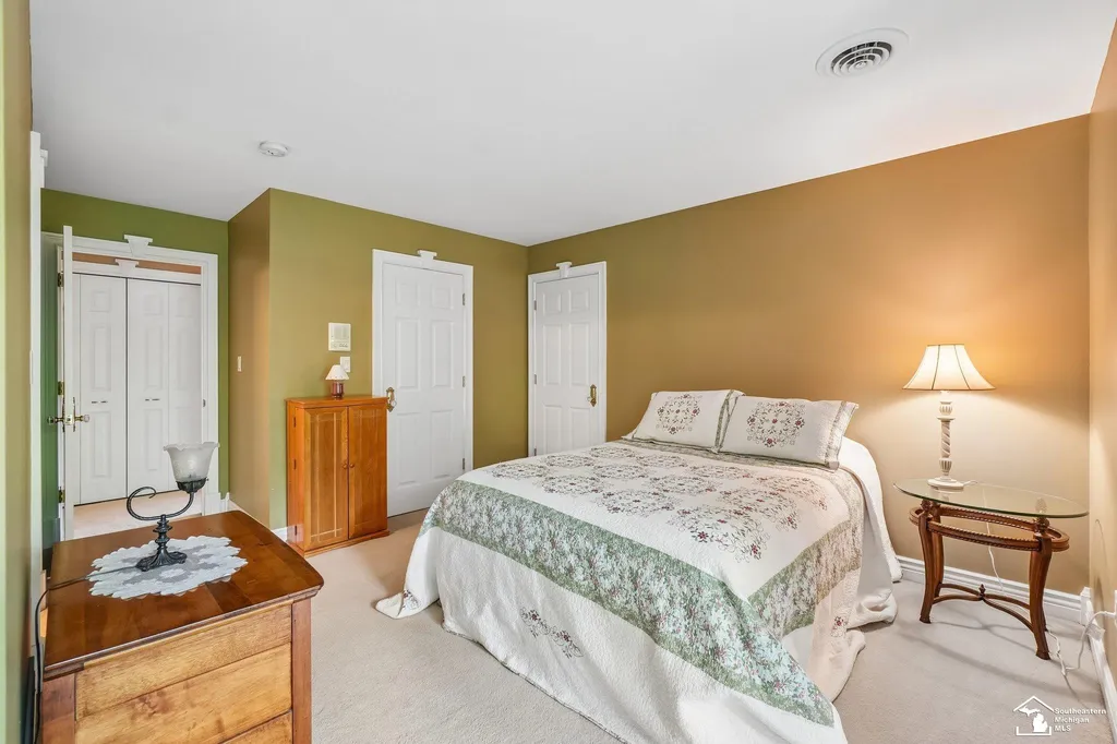 5322 N Meadow Court Salem Township MI 48105