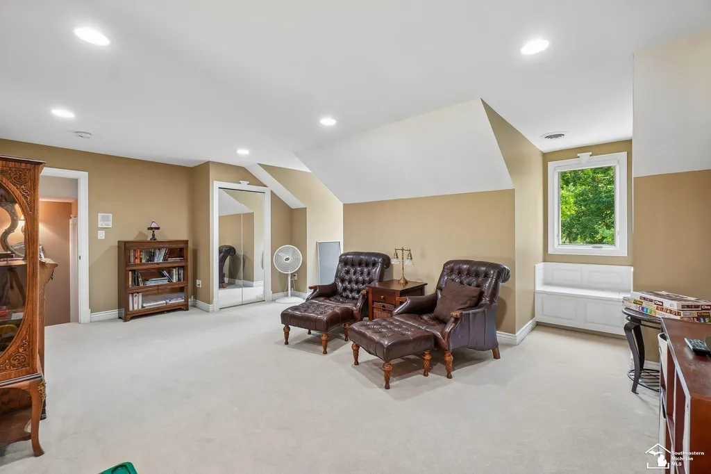 5322 N Meadow Court Salem Township MI 48105