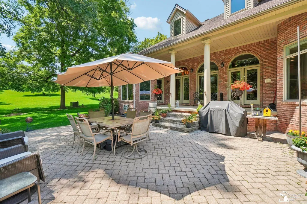 5322 N Meadow Court Salem Township MI 48105