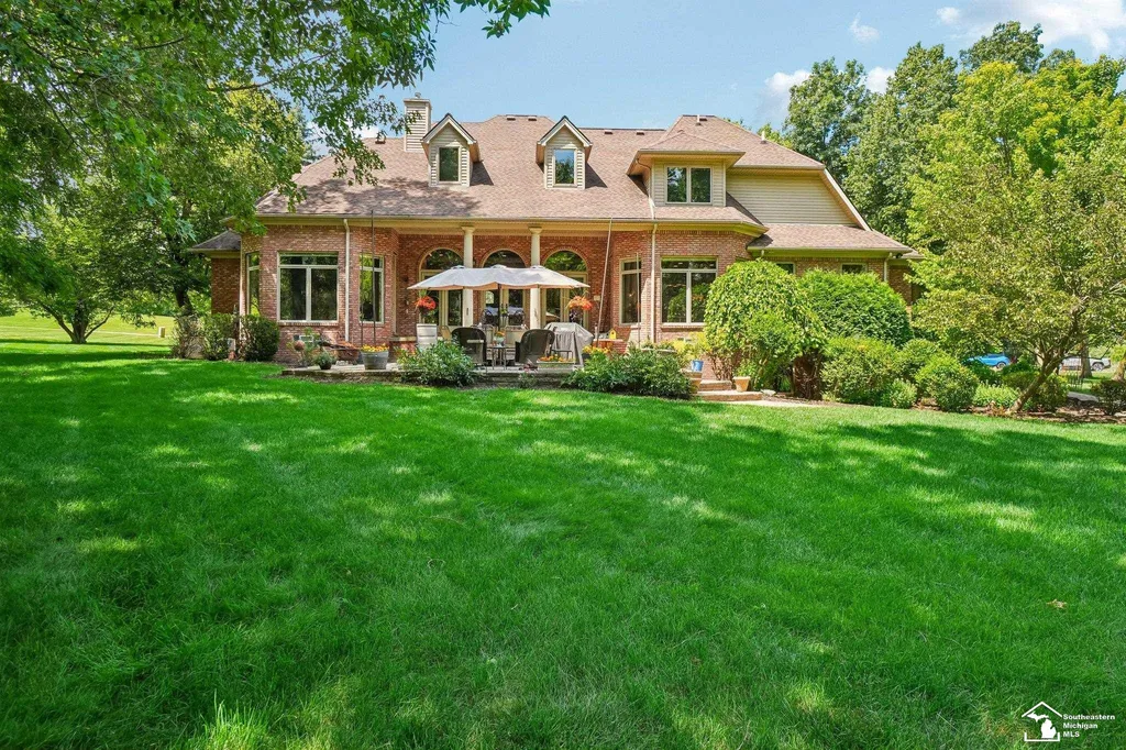 5322 N Meadow Court Salem Township MI 48105
