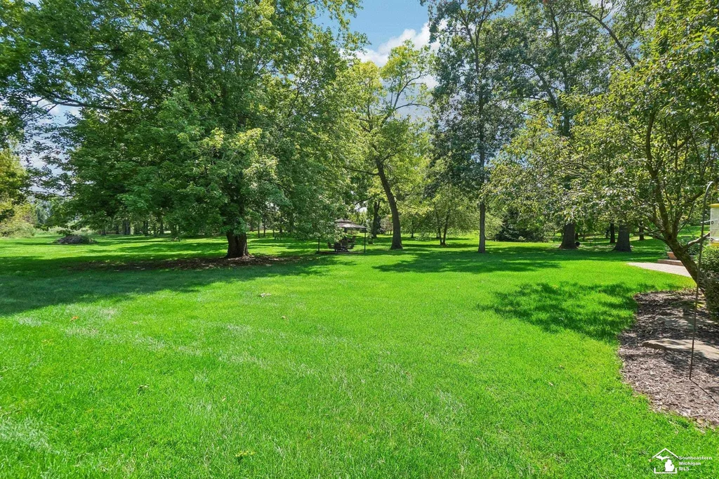 5322 N Meadow Court Salem Township MI 48105